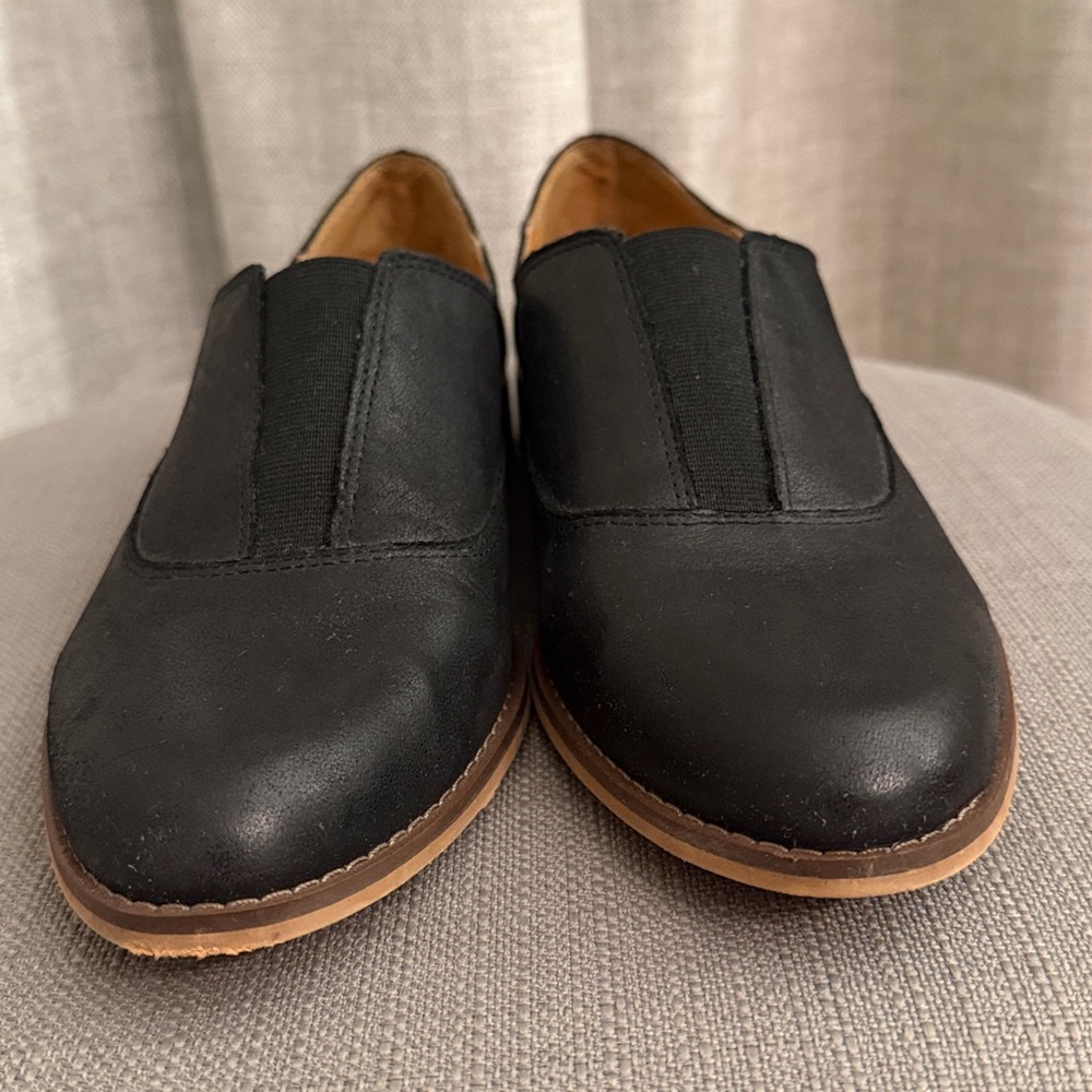 Sleek leather loafer by Lucky Brand